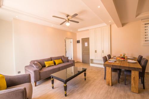 The Mediteran Hotel - image 3