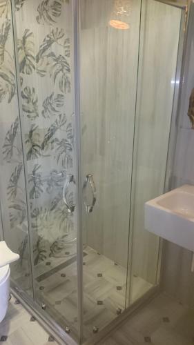 Double Room with Patio image 4