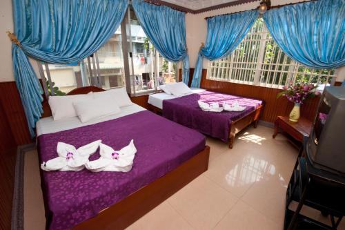 Okay Guesthouse Phnom Penh Room Type - Family Room