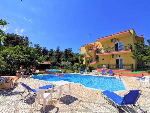 ทัศนียภาพภายนอกโรงแรม, Zako Apartments in แธสซอซ