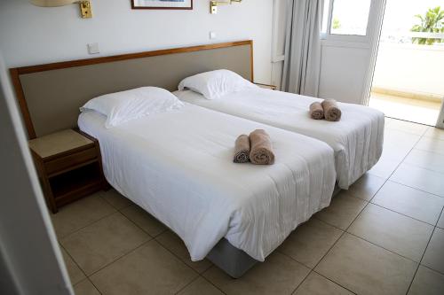 Sun Hall Beach Hotel Apartments - image 8