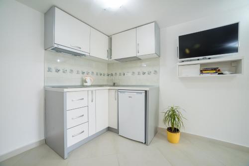 Apartments Teodo - image 14