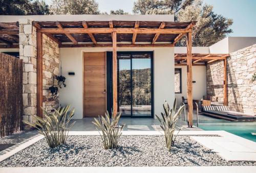 Facilities, Monastery Estate Retreat in Anatoliko Selino