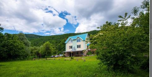 Accommodation in Mezmay
