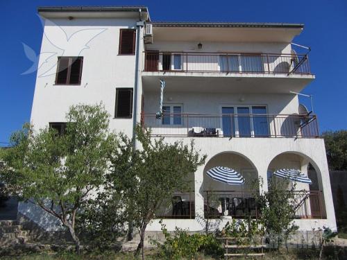  Amalia in Senj
