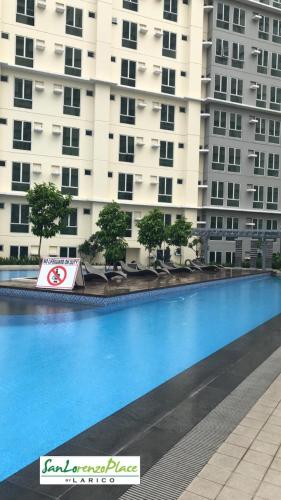 SAN LORENZO PLACE 2BR 29-E by LARICO, Manila (fotografie 7)