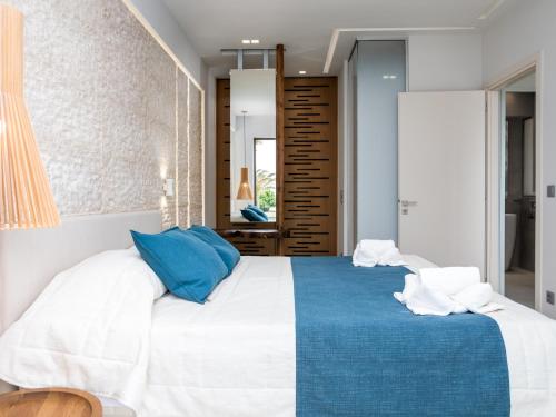 Marinos Beach Hotel - image 4