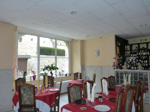 Bankett-terem, le lion d'or in Saint-Chely-d'Apcher