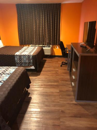 Scottish Inn & Suites Hobby Airport in Houston, USA