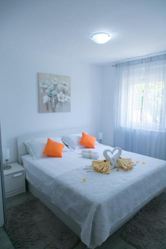 Navi, Kaštela (photo 4)