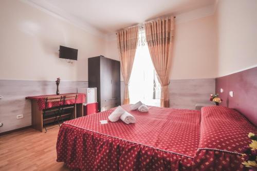 Vertex Guest House Room Type - Deluxe Double Room
