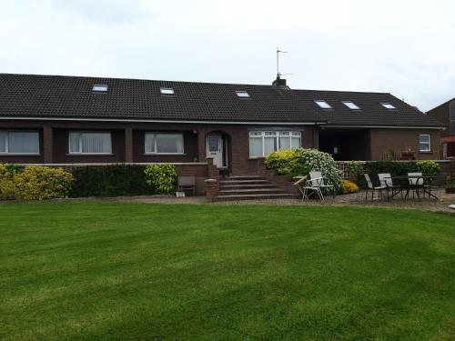 Antrim Heights B&B Panoramic Views & Free Parking 3