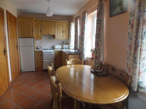virtuve, Drumkeeran Holiday Homes in Drumkeeran