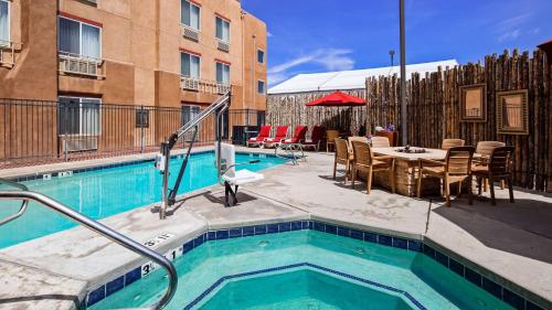 Inn at Santa Fe, SureStay Collection by Best Western