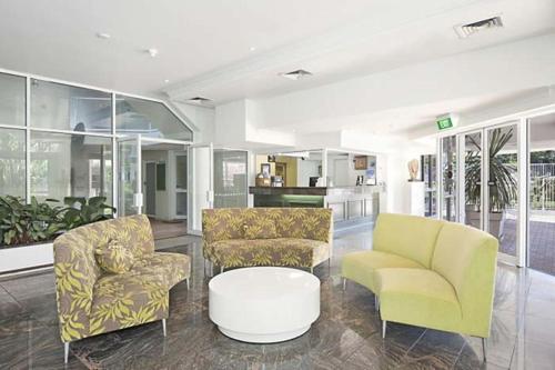 Predvorje, The Atrium Resort in Biggera Waters