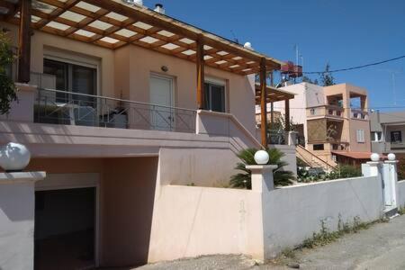  Ellie's Villa in Kounoupidiana