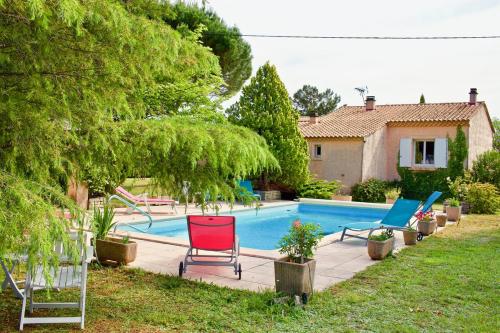 Les murmures du Temps Villa 3 Chambres avec Piscine gîte à louer Serres