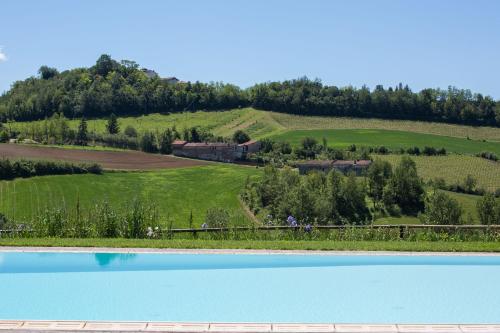 Spinerola Hotel in Cascina & Restaurant UvaSpina