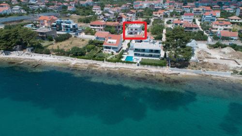 Navi, Kaštela (photo 6)