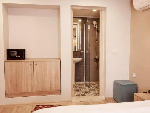 Triple Room image 5