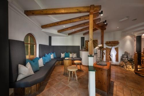 Hotel Hubertushof - image 5