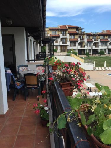 Apartment on the sea at St Nikolas Complex-Veronika – khách sạn tại Piasachni Diuni