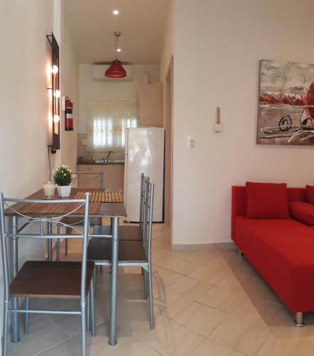  Elena Rooms-Apartments in Asprovalta