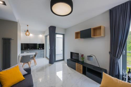 Studio Apartment image 1