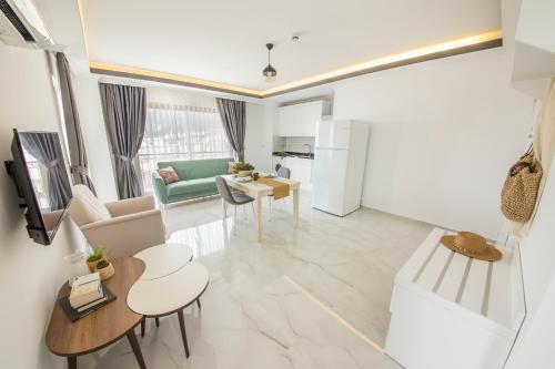 Cedrus Suites - image 2