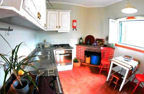 廚房, Casinha à Porta (Casinha a Porta) in 基馬拉斯市中心