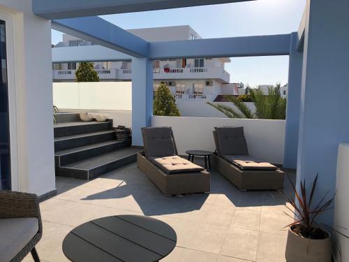 Elpida Beach Studios - image 12