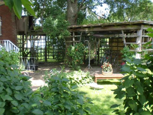Trollhättans Bed and Breakfast - image 12