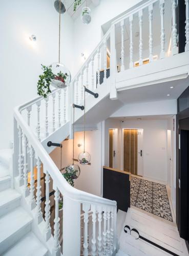 APARTAMENTOS ELEVEN ROOMS - image 13