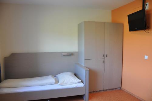 MOTEL ARBOTEL 24h self check-in - image 4