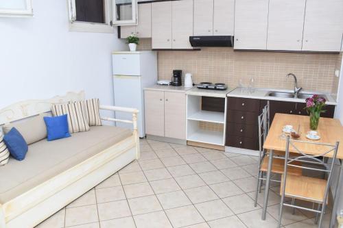 Little Yard Studios & Apartments #3 in Naxos Chora