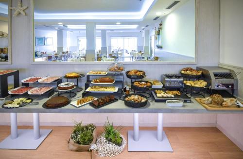 Hotel Lux - image 3