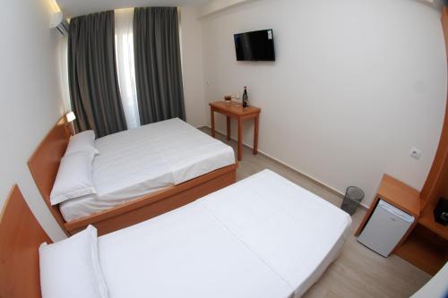 Hotel Ari 2 – Saranda, OR