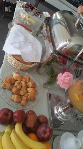 Hotel Ari – Saranda, OR