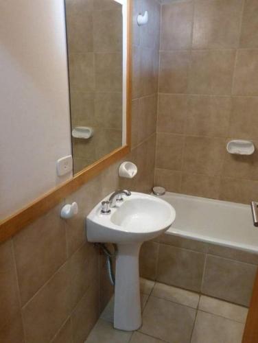 Studio Apartment image 4