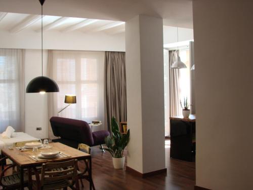 Instalaciones, Las Coles Apartasuites in Játiva