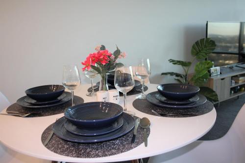 Modern 2BR * City Views * Sydney Olympic Park - image 13