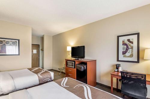 Queen Room with Two Queen Beds - Non-Smoking