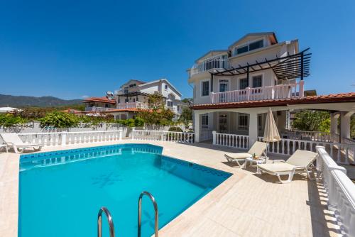  Villa Kaktüs Fethiye Çalış Beach, Pension in Fethiye bei Fethiye