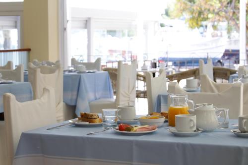 Aktaion Hotel - image 7