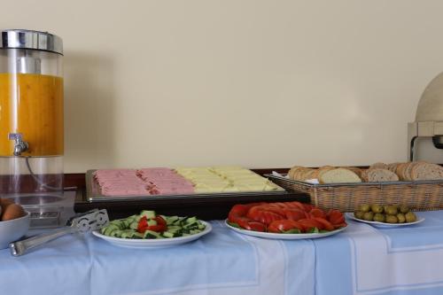 Aktaion Hotel - image 10