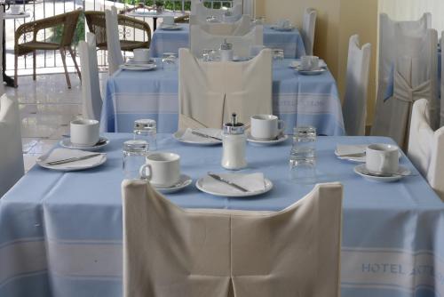 Aktaion Hotel - image 14