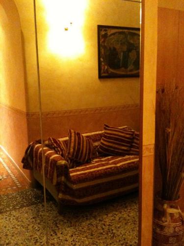 Legend R.G. - image 12