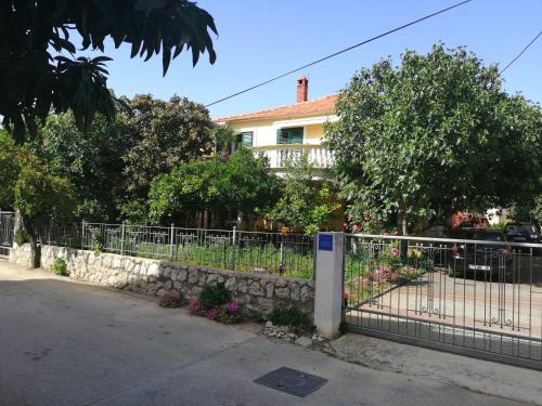  Apartmani Milka in Pakoštane