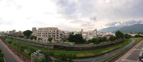 82行旅電梯民宿 來電享優惠 82行旅電梯民宿 來電享優惠