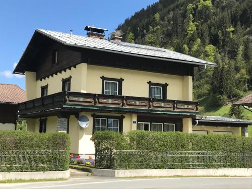  Haus Scharl, Pension in Grossarl bei Karteis